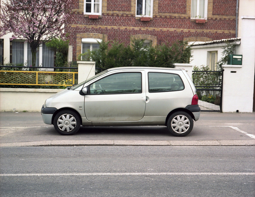 11 Ordinary Cars Series 2011