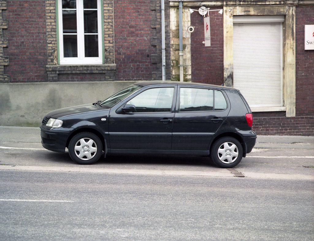 11 Ordinary Cars Series 2011