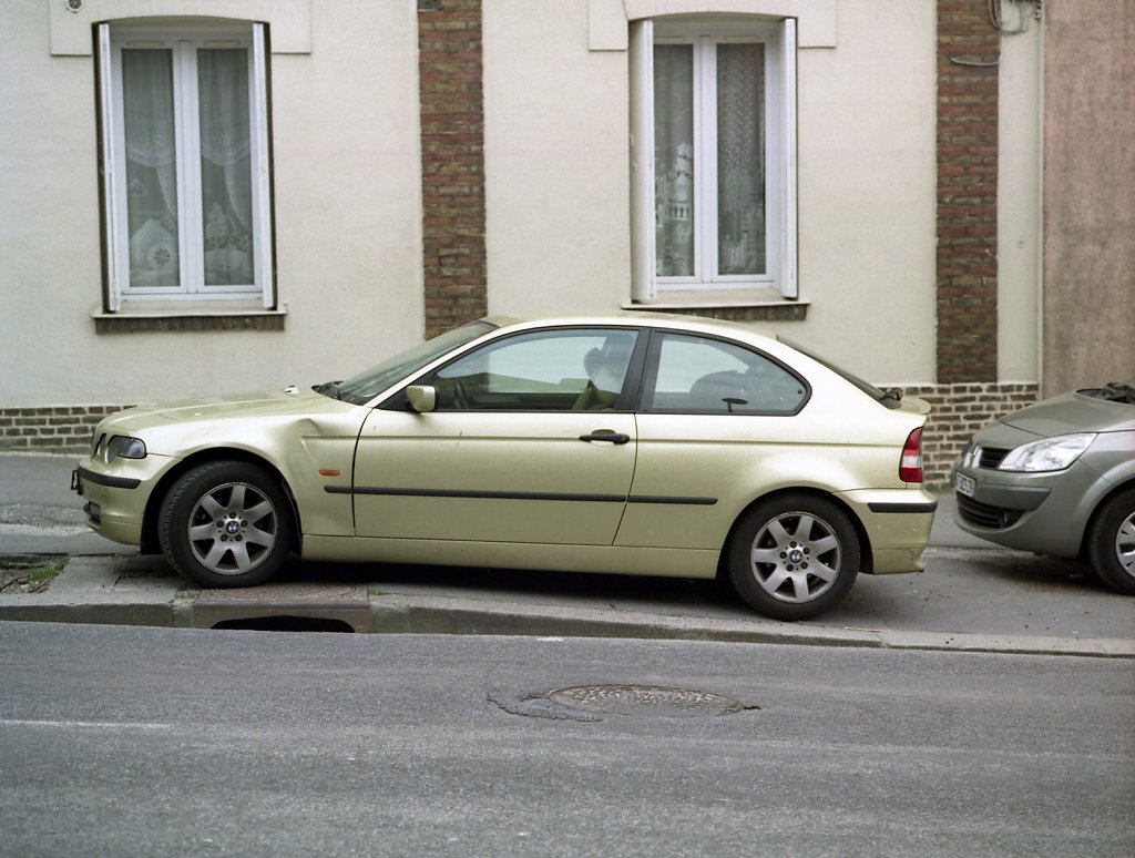 11 Ordinary Cars Series 2011