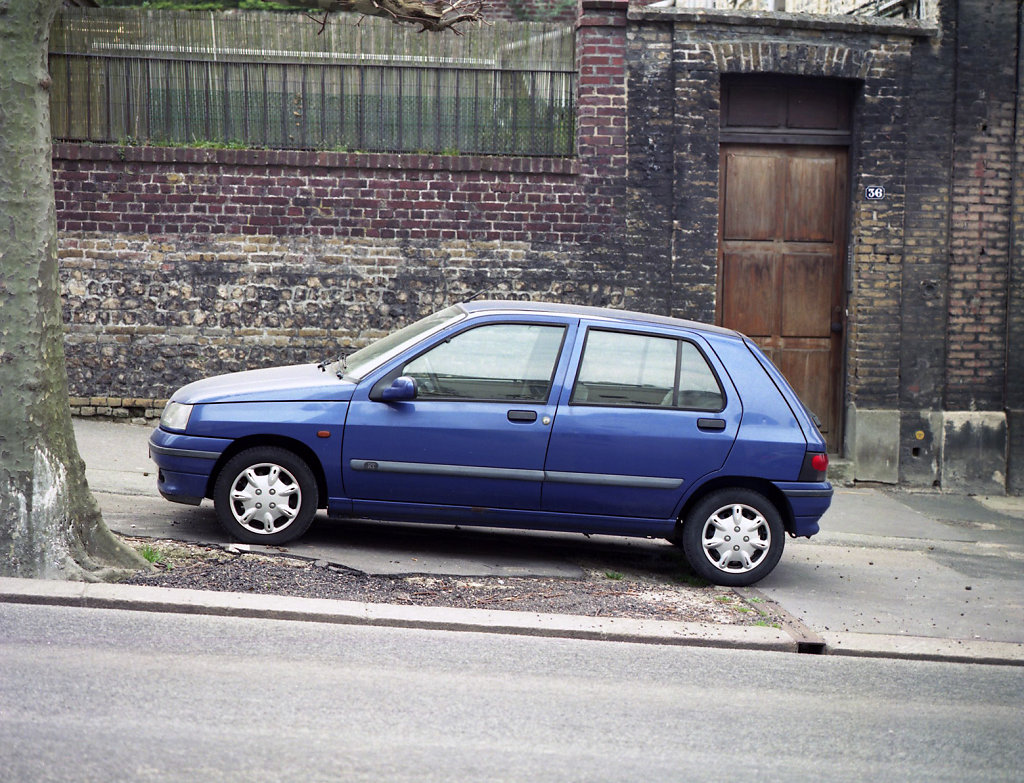 11 Ordinary Cars Series 2011